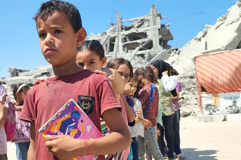 ALORS QUE 846 000 ÉLÈVES SONT ATTENDUS EN CISJORDANIE : Ghaza et El-Qods face aux défis de la rentrée scolaire