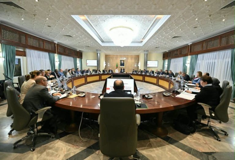 ÉLECTIONS LOCALES, INFRASTRUCTURES SANITAIRES, ÉMISSIONS DE MÉTHANE, BUDGET 2024ET PROJETS FERROVIAIRES : Le Gouvernement examine cinq dossiers