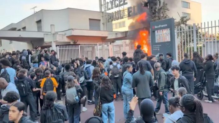 Les annonces de l’exécutif ne désamorcent pas la mobilisation