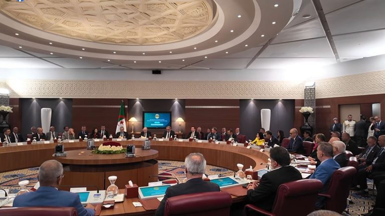 POLITIQUE NATIONALE : Le dialogue avec les partis concerne les formations au Parlement