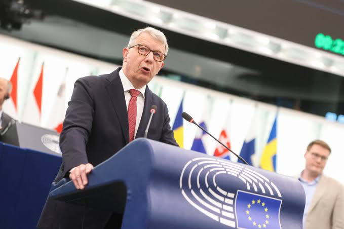 Parlement européen : Un eurodéputé appelle à rétablir le dialogue avec la Russie