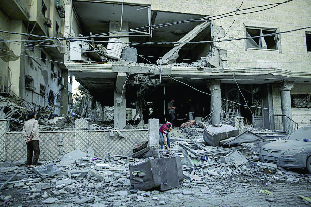 OUEST DE GHAZA : Une frappe israélienne fait cinq martyrs dont quatre femmes